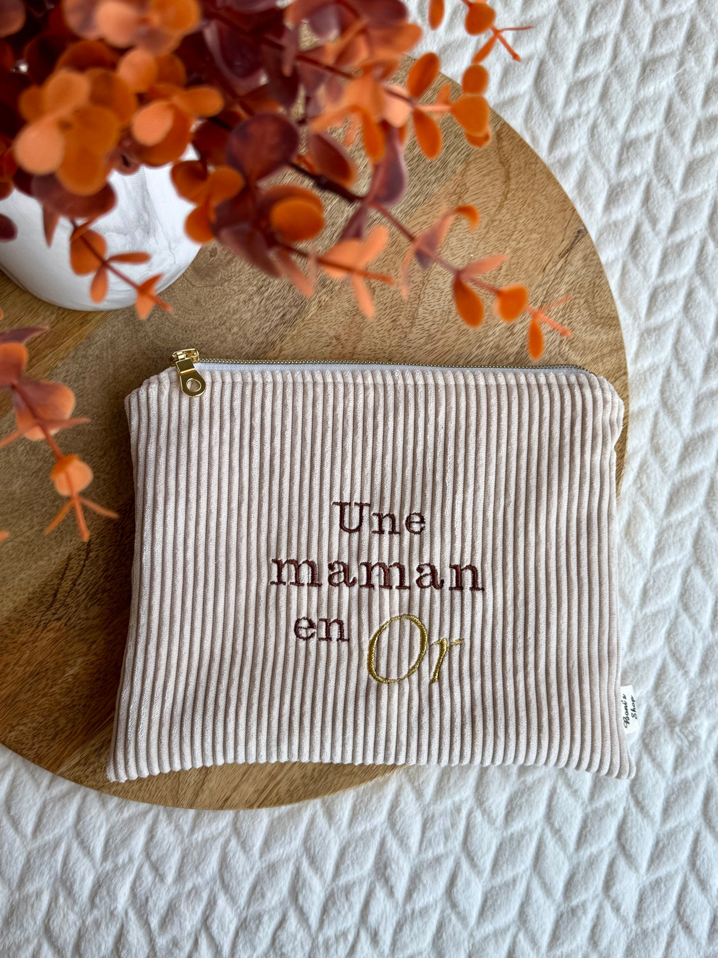 Pochette brodée 🌸