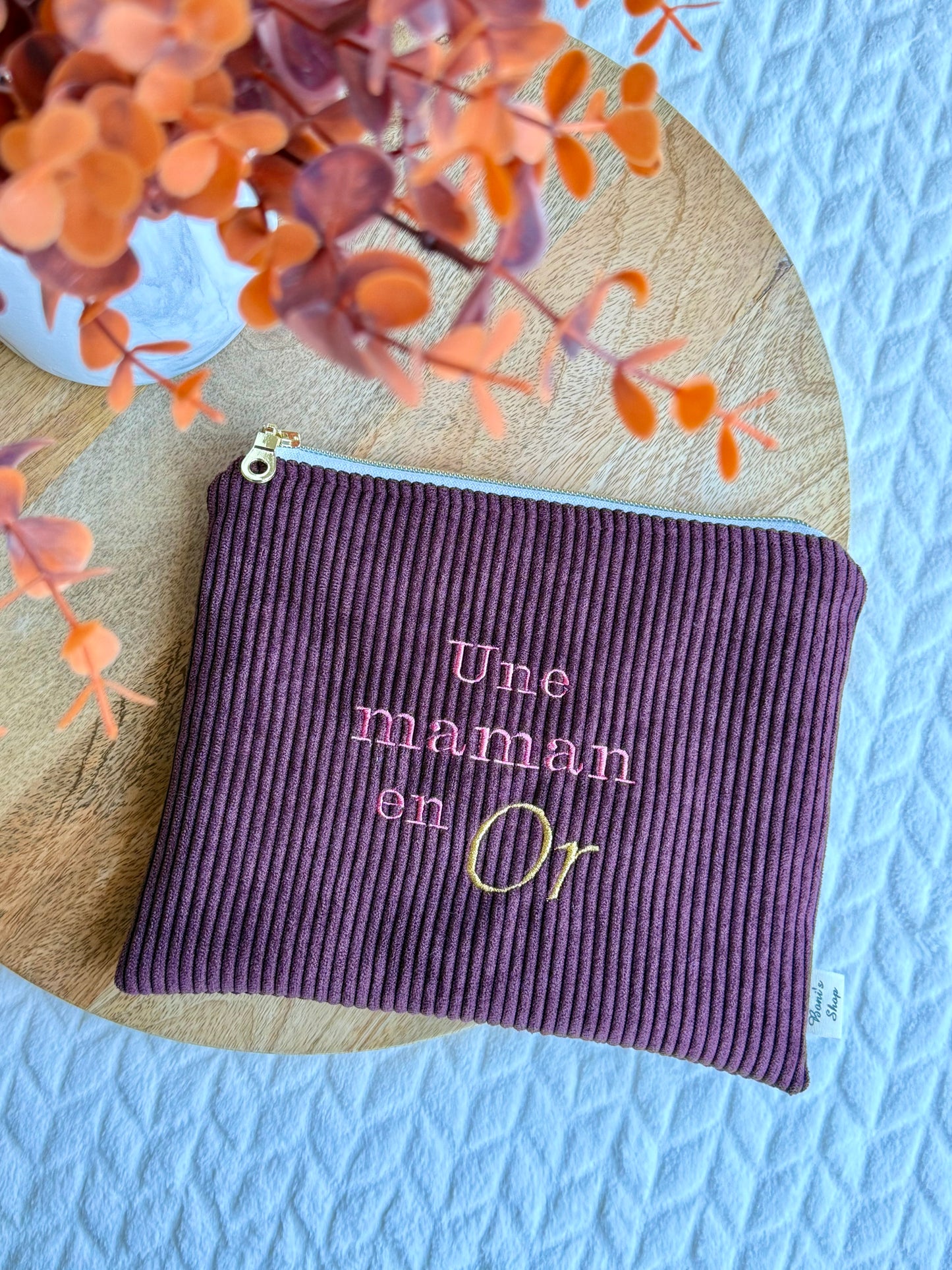 Pochette brodée 🌸