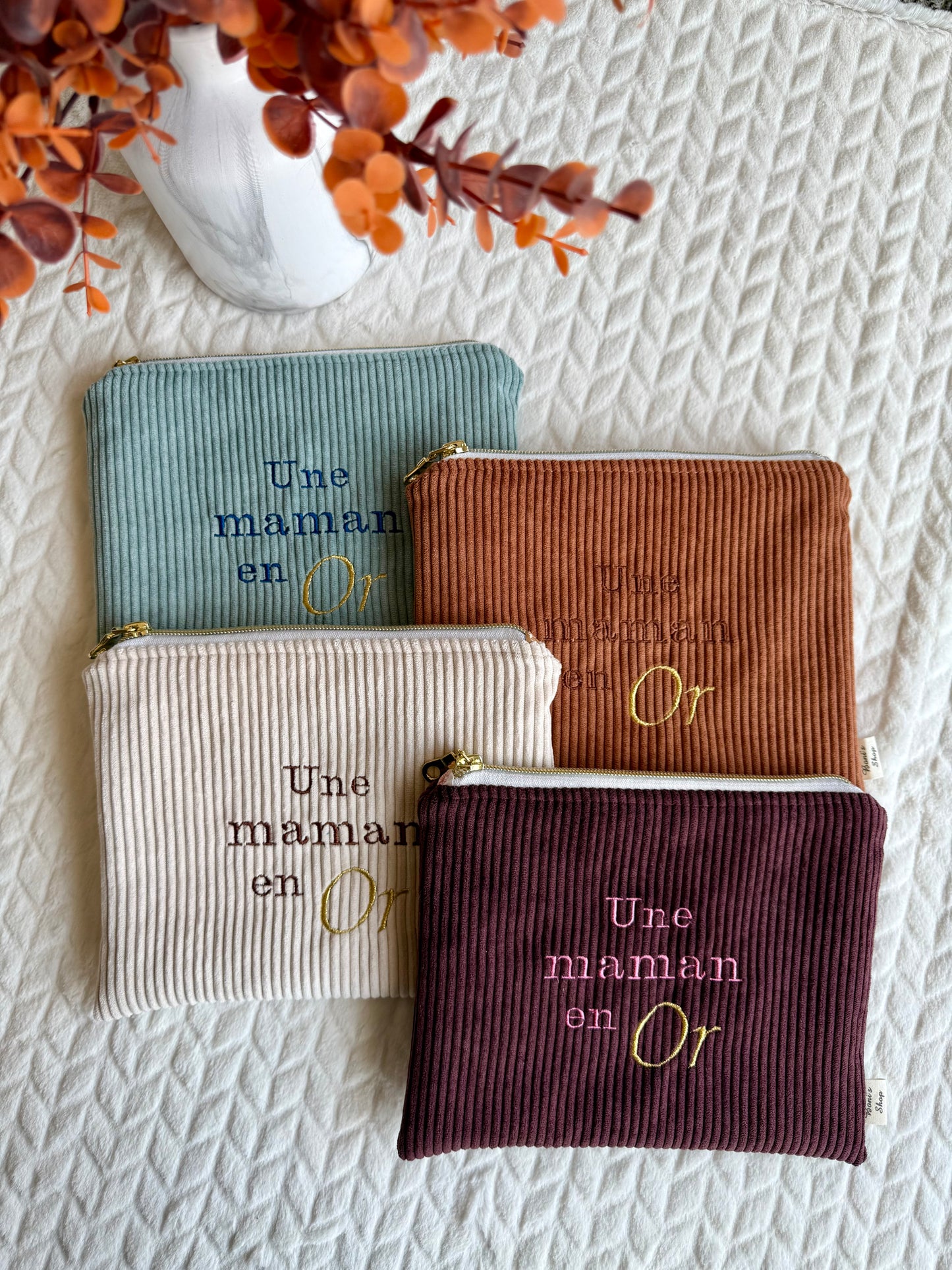 Pochette brodée 🌸