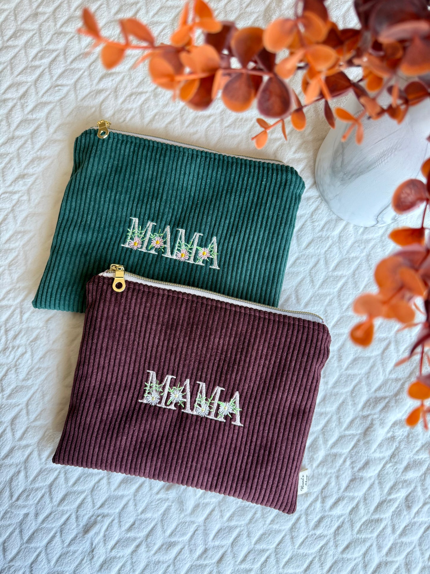 Pochette brodée 🌸