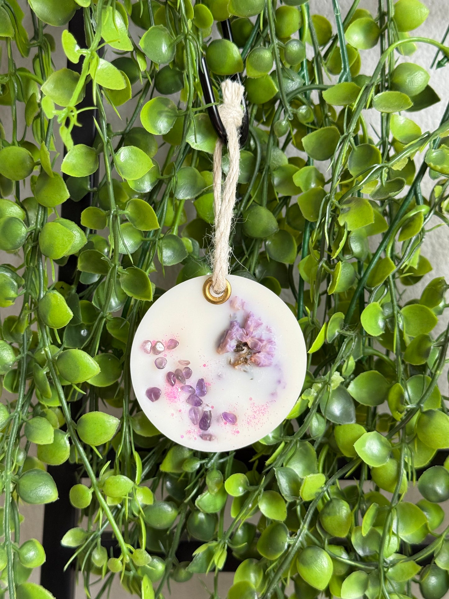 Suspension parfumée pierres minérales et fleurs séchées