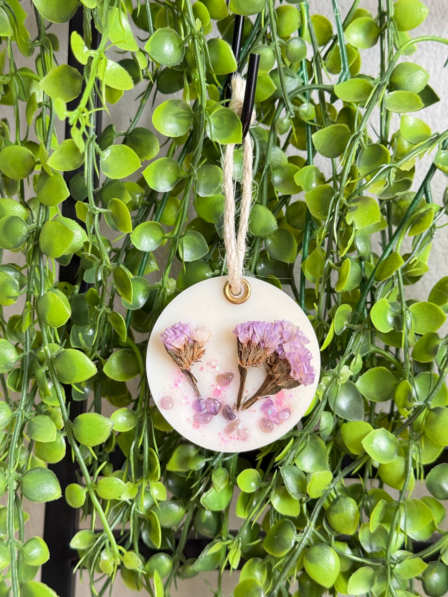 Suspension parfumée pierres minérales et fleurs séchées