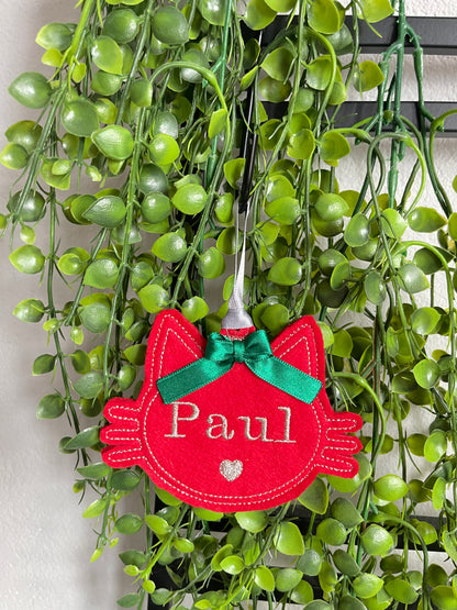 Boule de Noël en feutrine