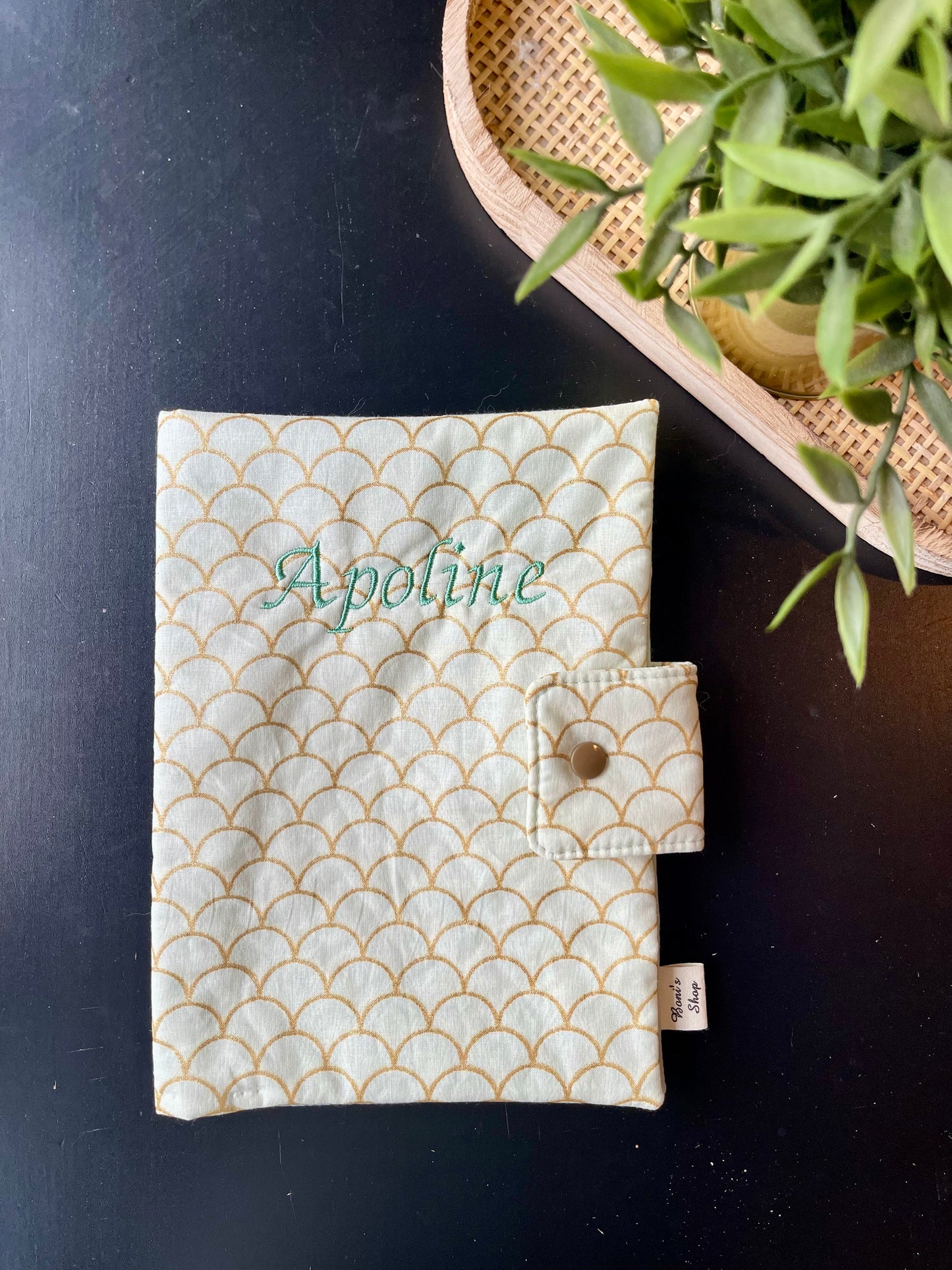 Protège carnet de santé brodé