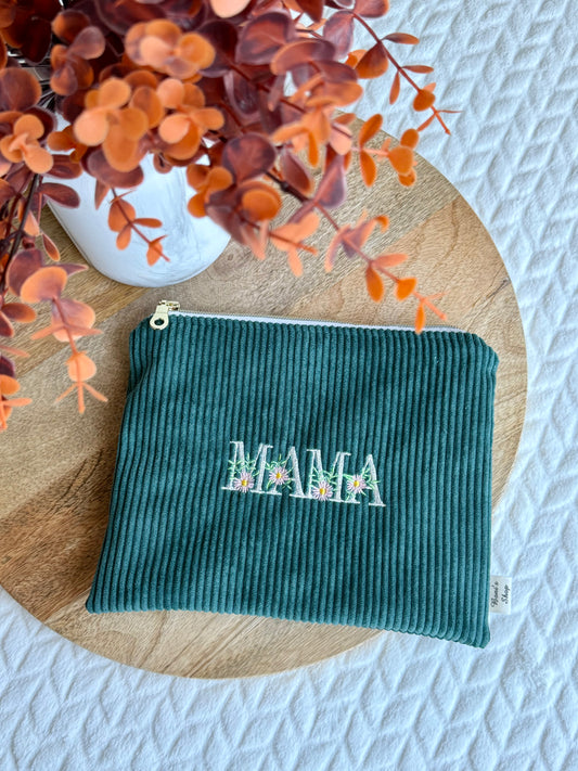 Pochette brodée 🌸