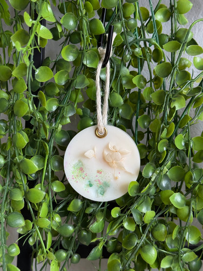 Suspension parfumée pierres minérales et fleurs séchées