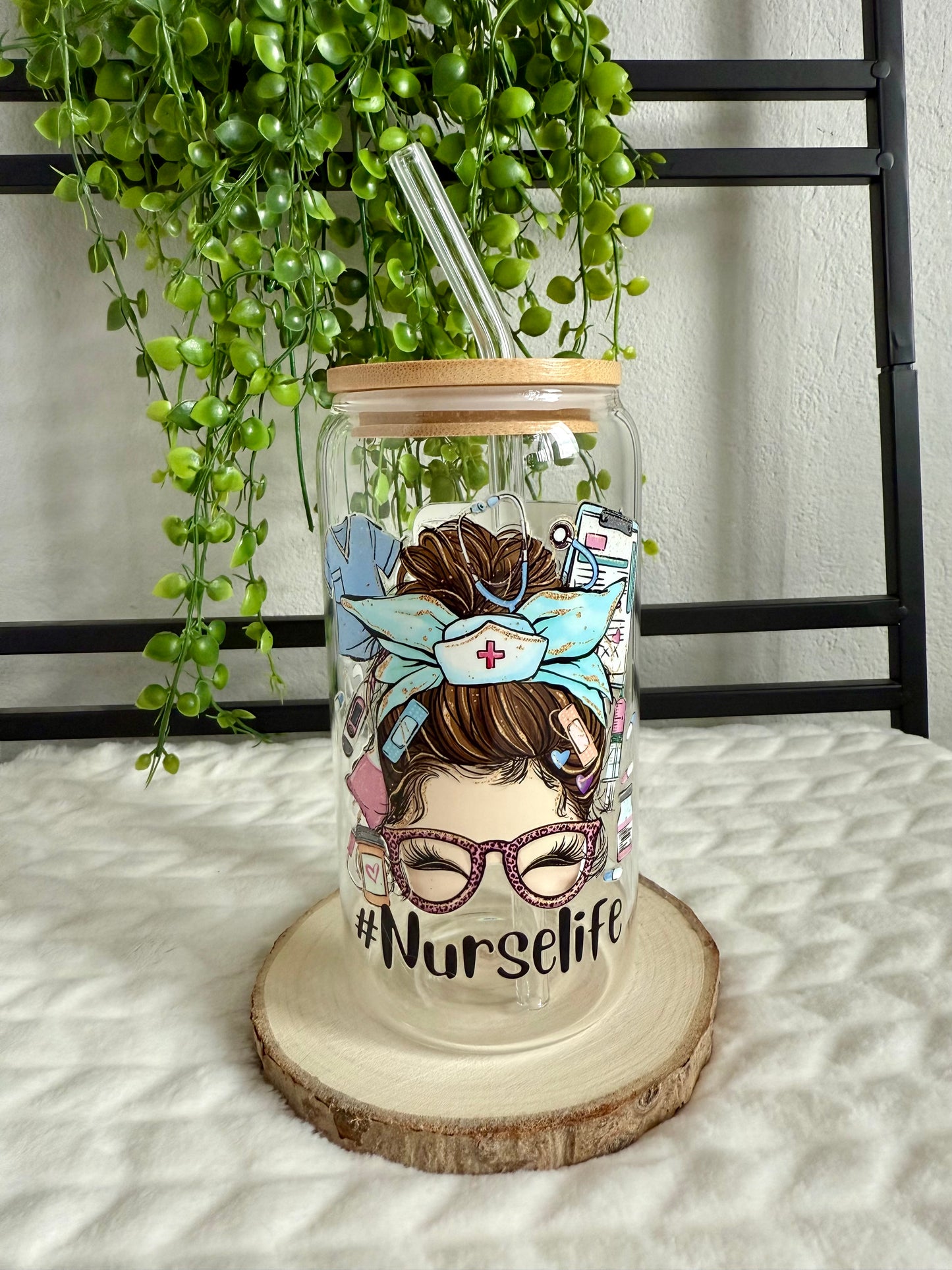 Verre en forme de canette