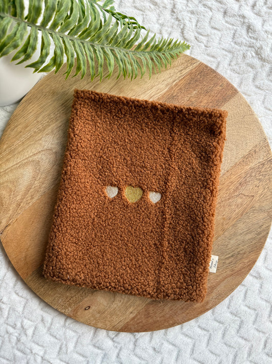 Housse pour livre brodée Broché