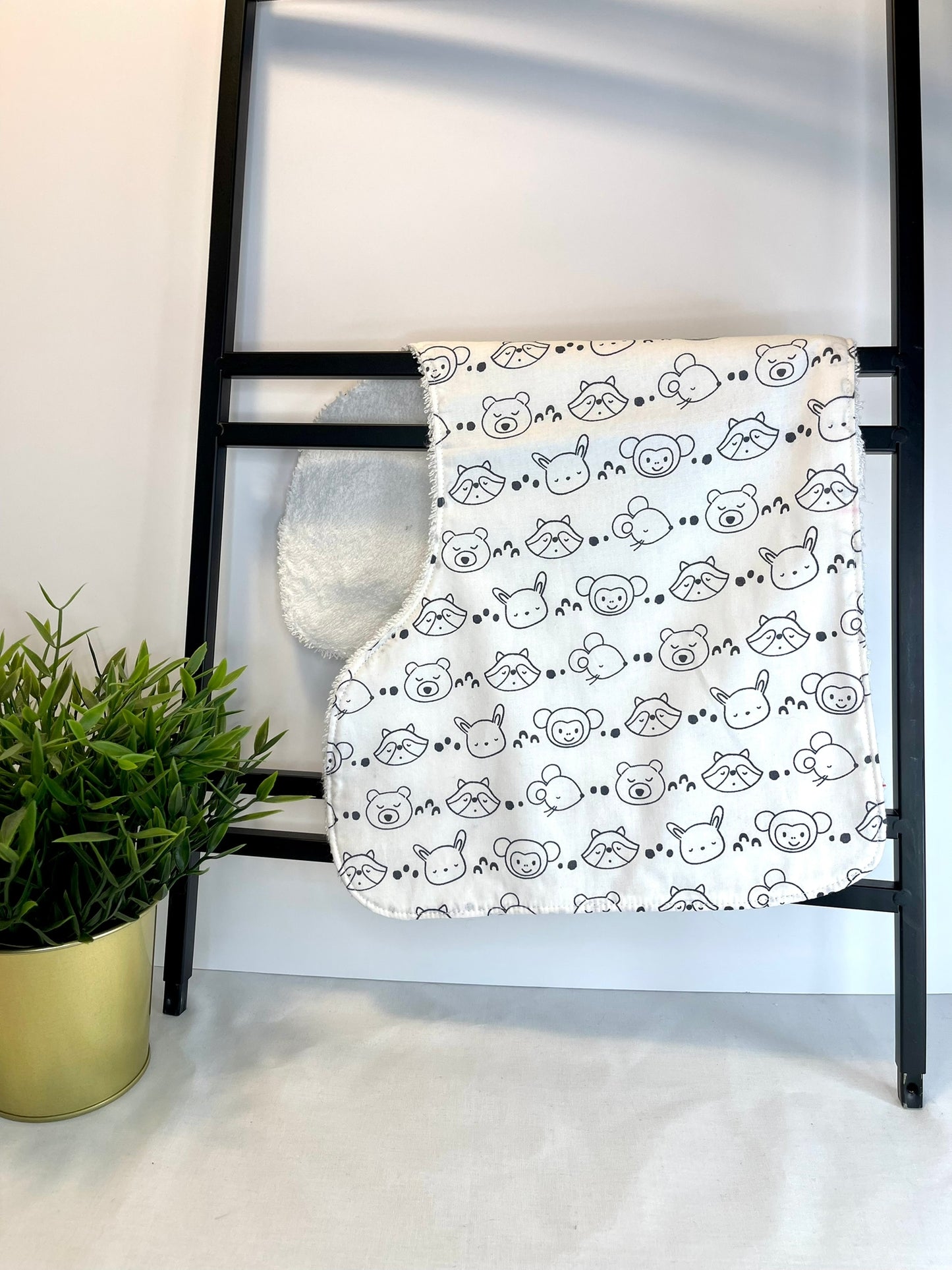 Linge de régurgitation
